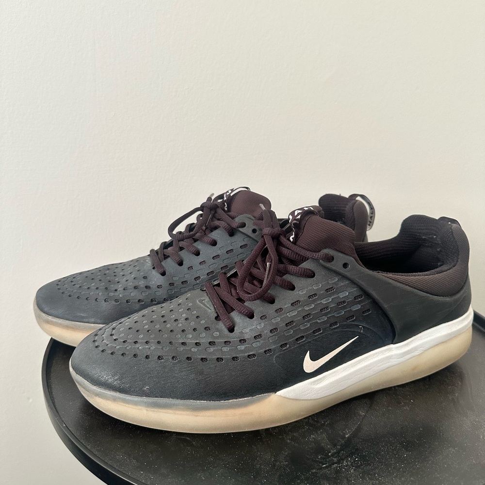 Nike NYJAH 3s skate shoes